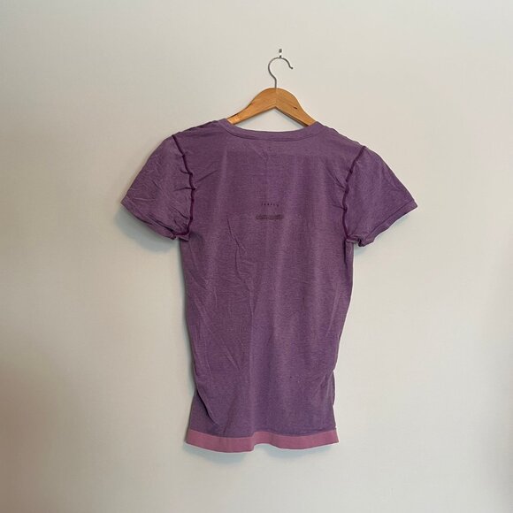 Oakley. T-Shirt. Light Purple/ Pink Color. Size Medium. Womens. - Picture 2 of 5